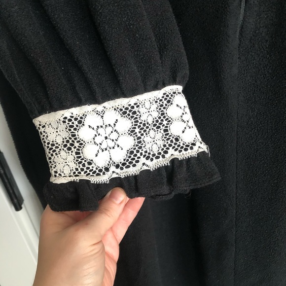 (Suzy) VINTAGE Lacey Black Robe/Housecoat - Picture 5 of 7